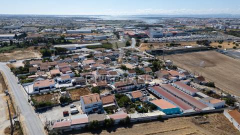 Moradia independente t2+2 afonsoeiro – montijo