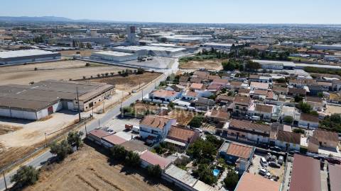 Moradia independente t2+2 afonsoeiro – montijo