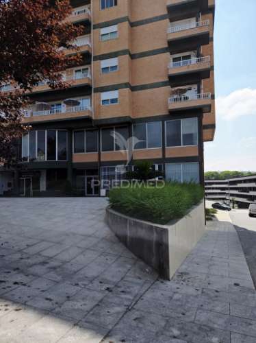 Espaço comercial para venda – sameiro, penafiel