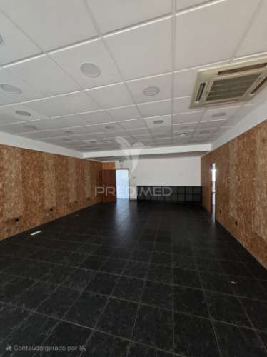 Espaço comercial para venda – sameiro, penafiel