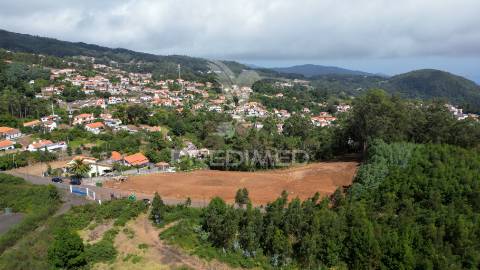 Terreno loteado na camacha – 5 lotes com possibilidade de construir até 10 moradias
