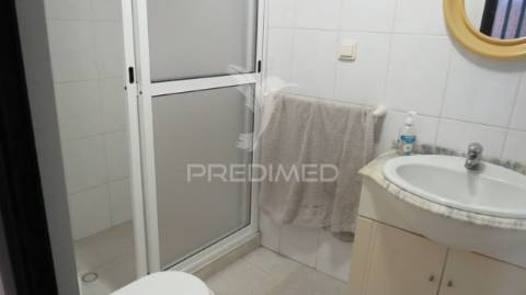 Moradia recuperada t3 e palheiro com 512m2 de terreno