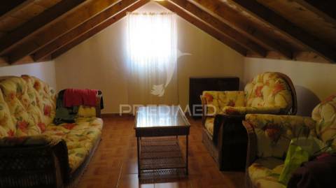 Moradia recuperada t3 e palheiro com 512m2 de terreno