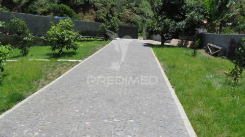 Moradia recuperada t3 e palheiro com 512m2 de terreno