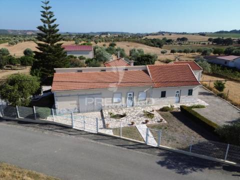 Moradia t4+1 - ribeira da pipa, santarém