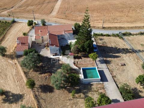 Moradia t4+1 - ribeira da pipa, santarém