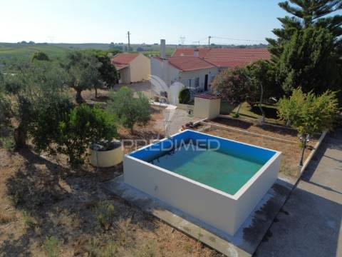 Moradia t4+1 - ribeira da pipa, santarém