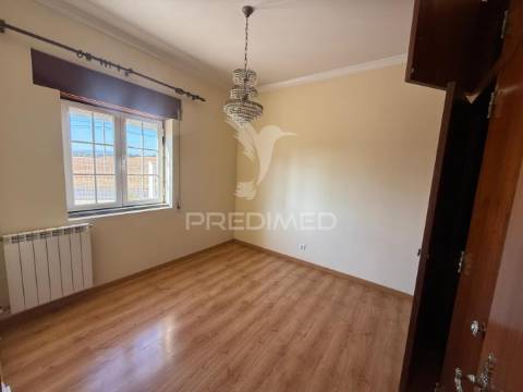 Moradia t4+1 - ribeira da pipa, santarém