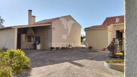 Moradia t4+1 - ribeira da pipa, santarém