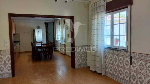 Moradia t4+1 - ribeira da pipa, santarém