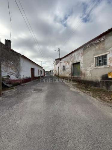 Armazém para venda em são jorge – porto de mós