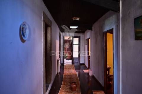 Casa rústica com 5 quartos – ideal para turismo rural