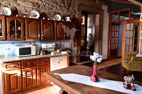 Casa rústica com 5 quartos – ideal para turismo rural