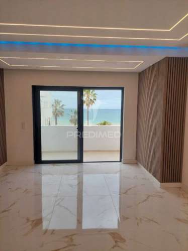 Algarve -apartamento com vista mar em frente à praia de quarteira