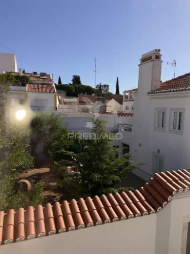 Apartamento t3, com loja no centro de vila viçosa