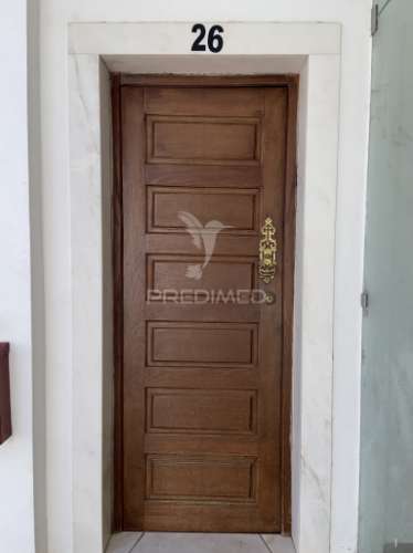 Apartamento t3, com loja no centro de vila viçosa