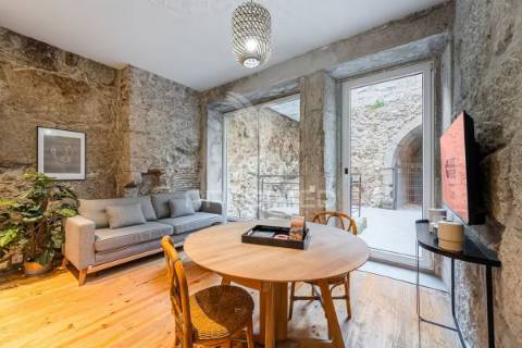 Apartamento t1 - centro histórico de gaia com licença al