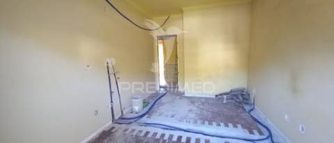 Apartamento t2 remodelado na castanheira do ribatejo