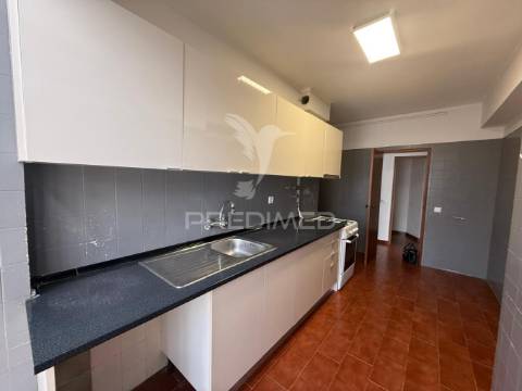 Apartamento t3 zona ribeirinha, portimão