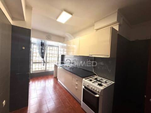 Apartamento t3 zona ribeirinha, portimão