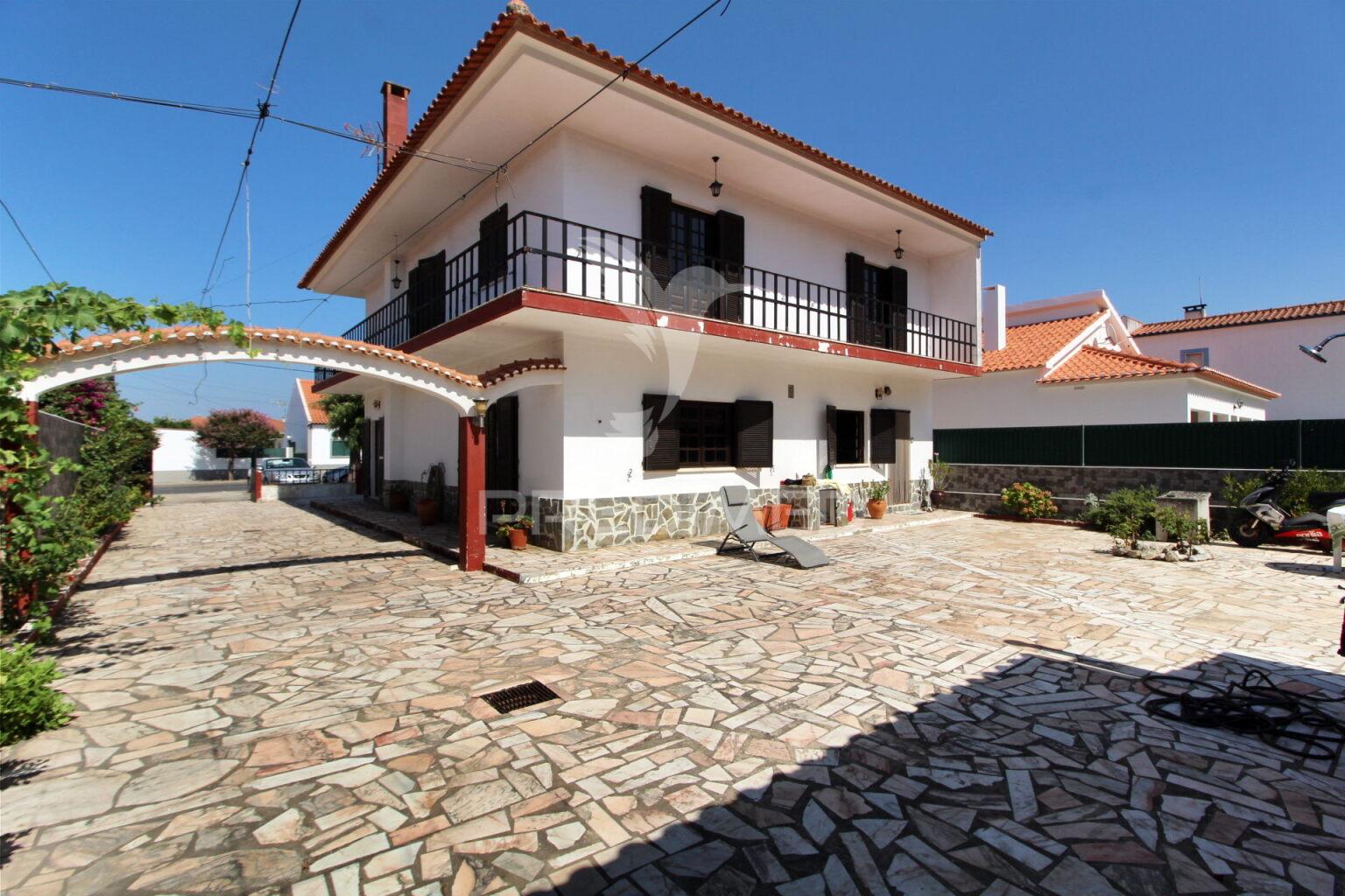 Moradia t4
