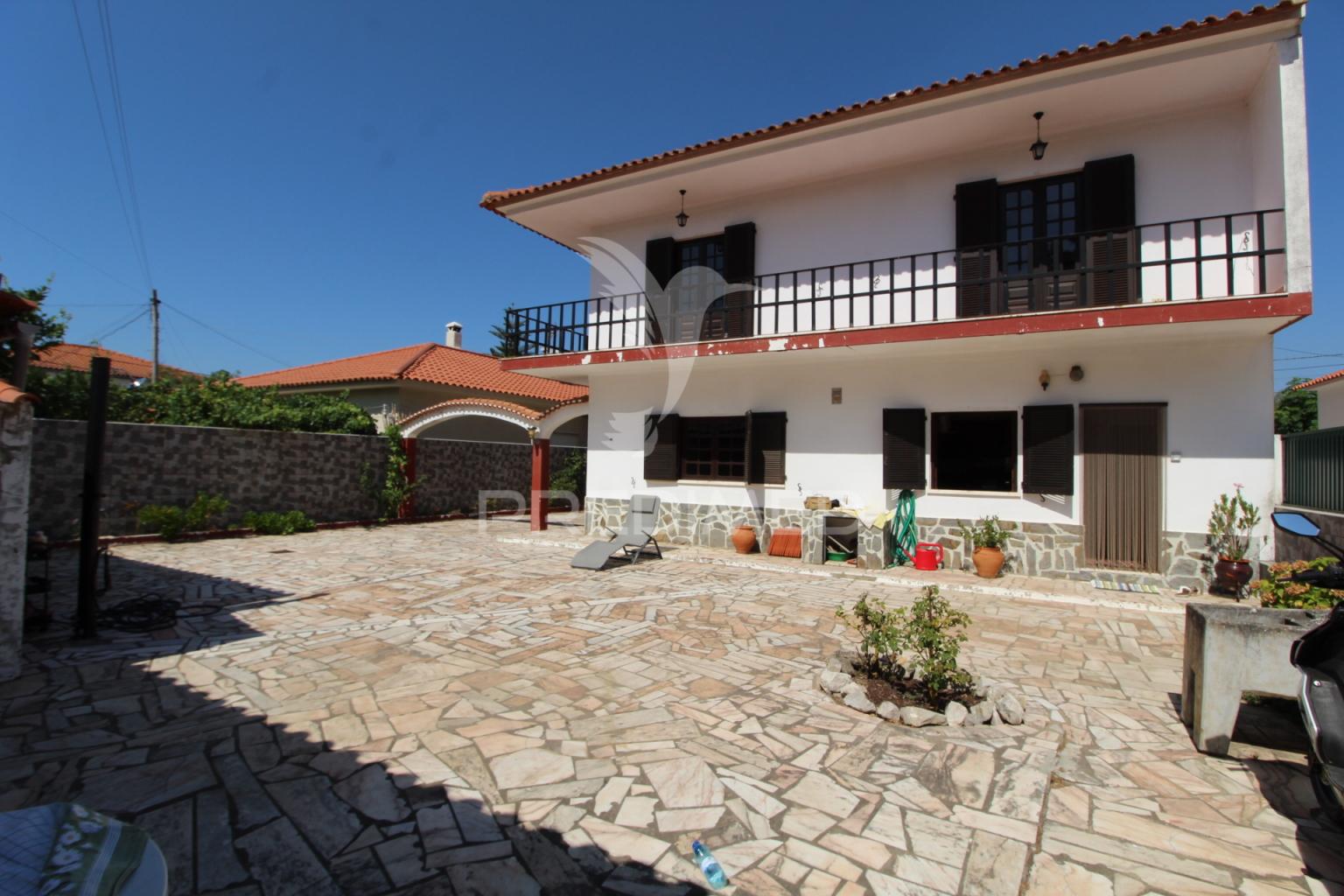 Moradia t4