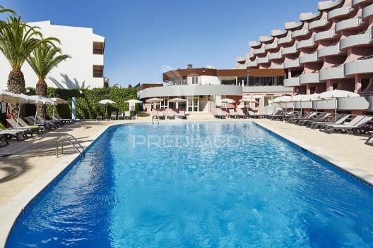 Apartamento t0 com terraço e piscina – club oceano, albufeira