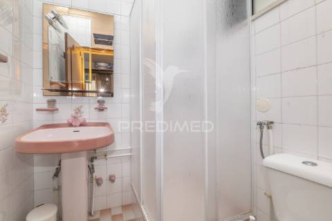 Moradia individual t3 - centro de amares (renovada)