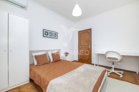 Moradia individual t3 - centro de amares (renovada)