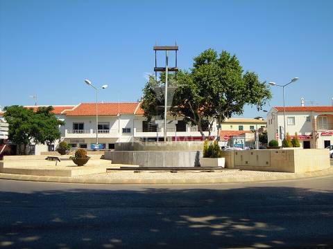 Terreno urbano em ferreira - albufeira