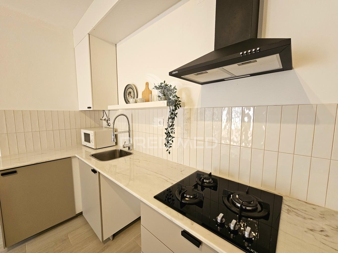 Moradia térrea t2 renovada no coração de castro verde