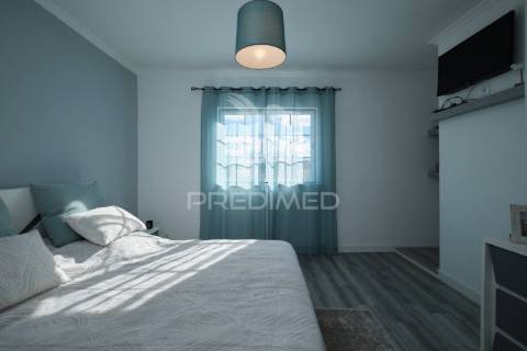 Moradia t4+sótão aproveitado, garagem e quintal