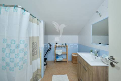 Moradia t4+sótão aproveitado, garagem e quintal