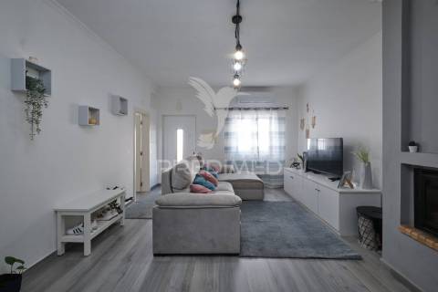 Moradia t4+sótão aproveitado, garagem e quintal