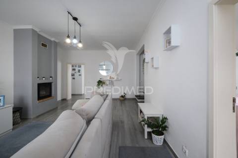 Moradia t4+sótão aproveitado, garagem e quintal