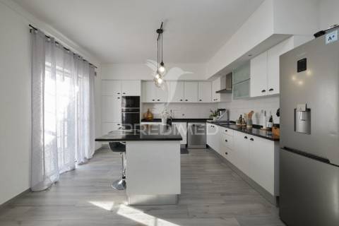 Moradia t4+sótão aproveitado, garagem e quintal