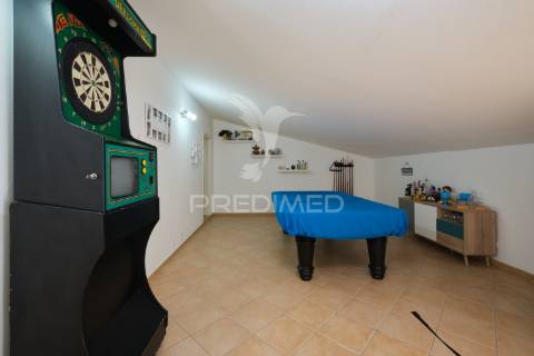 Moradia t4+sótão aproveitado, garagem e quintal