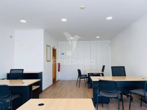 Espaço comercial - oportunidade