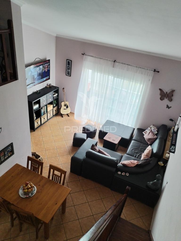 Apartamento t3 duplex perto da praia