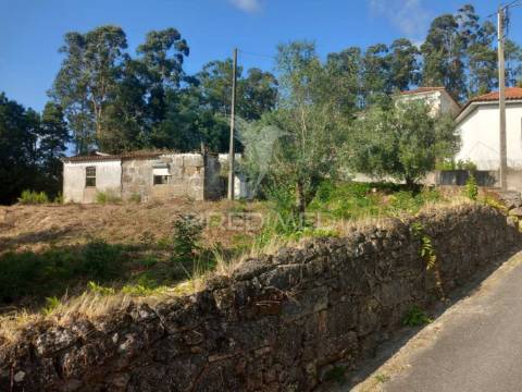 Ruina com excelente terreno