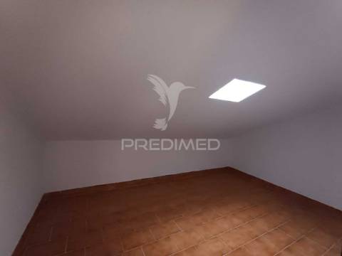 Apartamento t2+1 pinhal novo