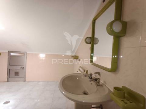 Apartamento t2+1 pinhal novo