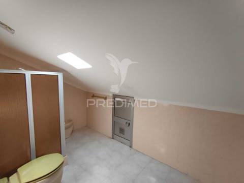 Apartamento t2+1 pinhal novo