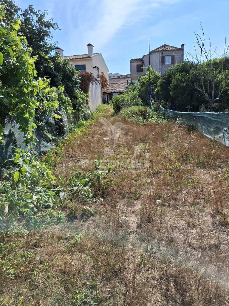 Casa térre na zona da lixa, felgueiras, porto