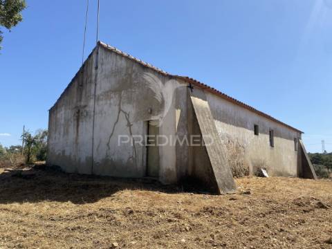 Herdade com 100ha em santiago do cacém