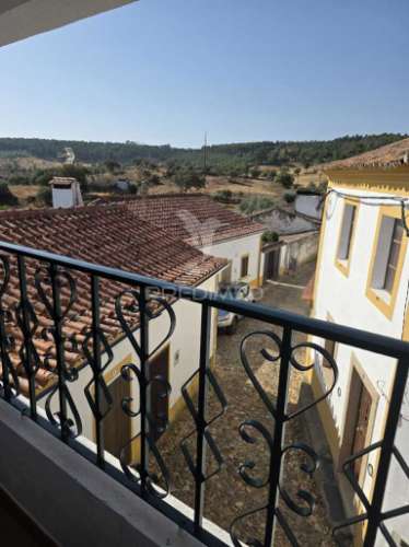 Casinha de aldeia  t1 - 75.000.00 euros