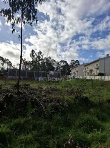 Terreno  para construçao de para moradia de 4 frentes