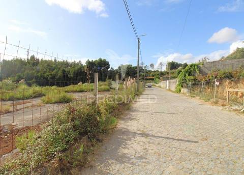 Terreno urbano  na encosta do douro com vista rio