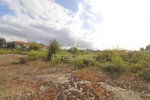 Terreno urbano  na encosta do douro com vista rio