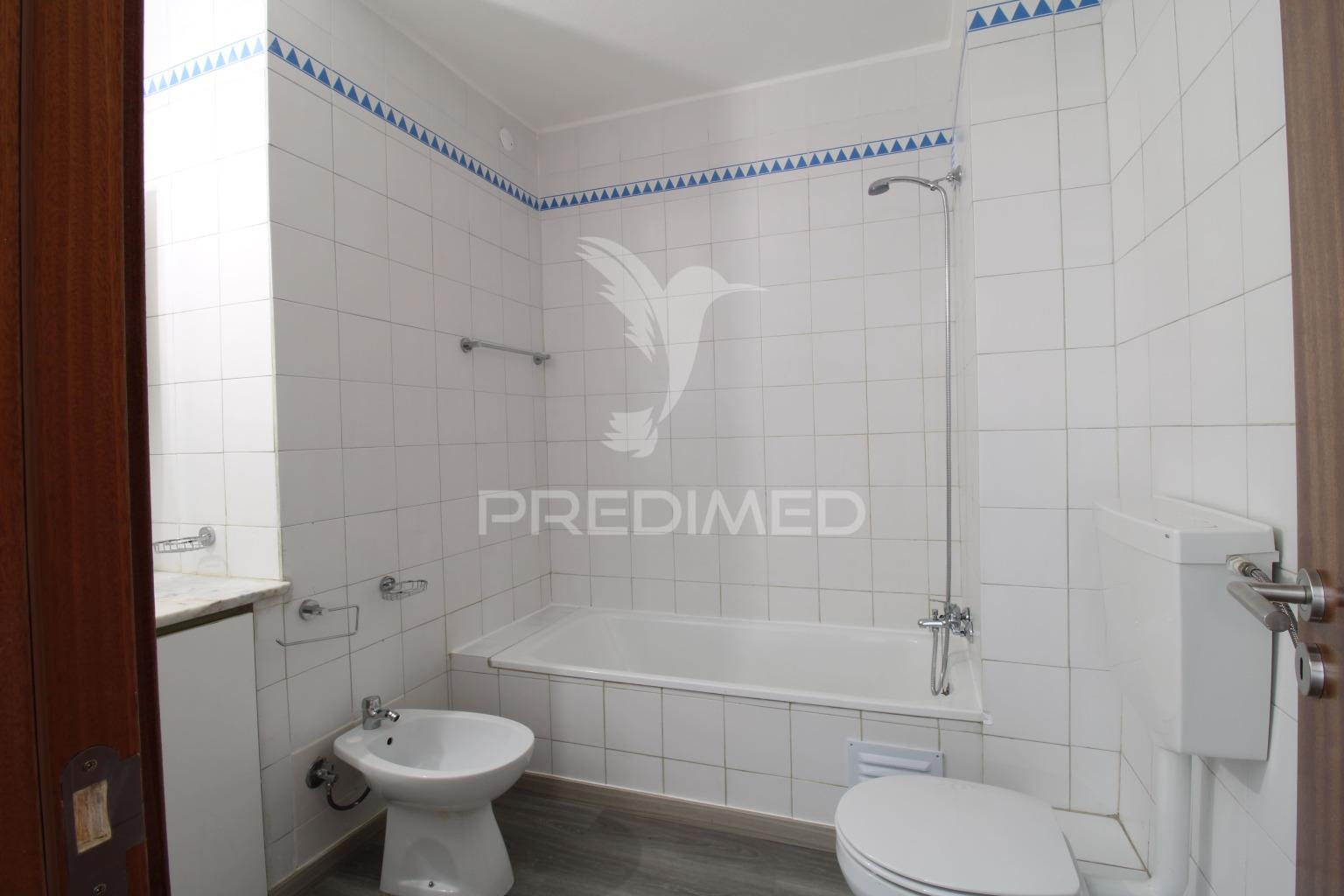Apartamento t0+1 renovado junto à praia da rocha